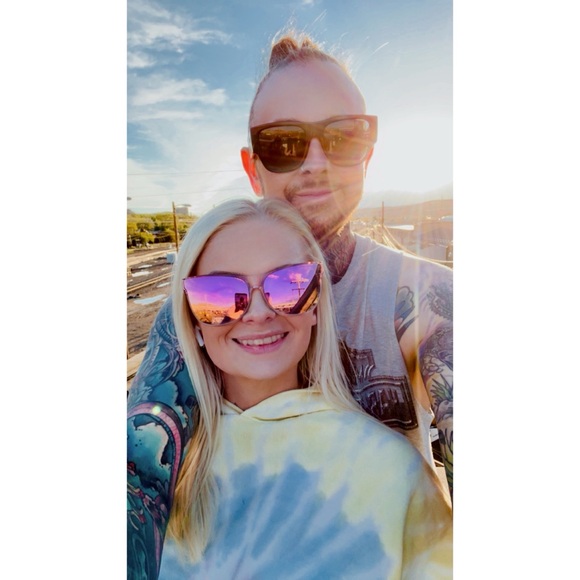 Meet your Posher, Chris - Picture 6 of 17